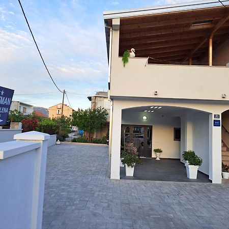 Apartment Sego Kastela Luaran gambar