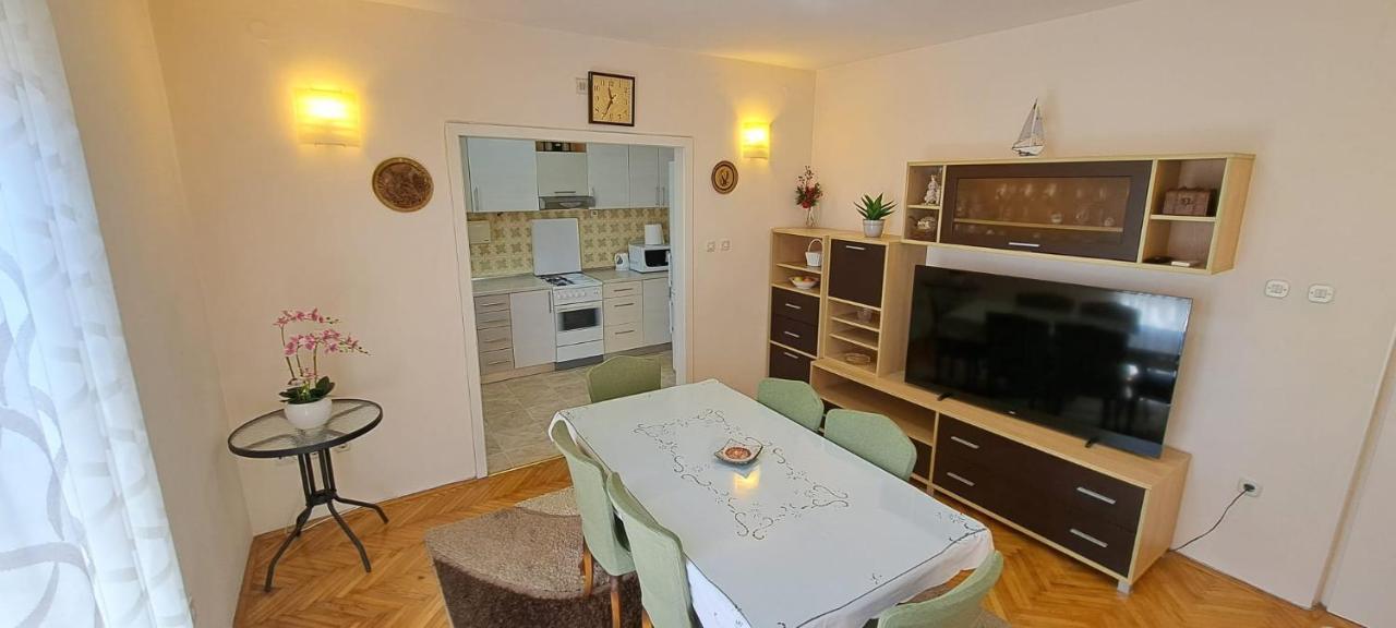 Apartment Sego Kastela Luaran gambar