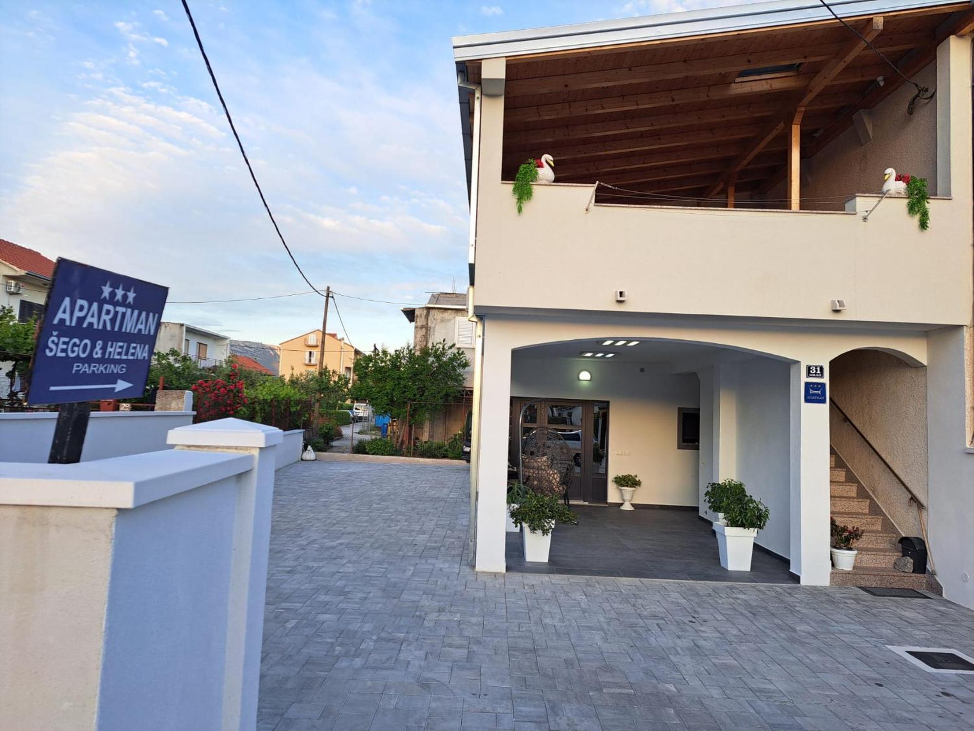 Apartment Sego Kastela Luaran gambar