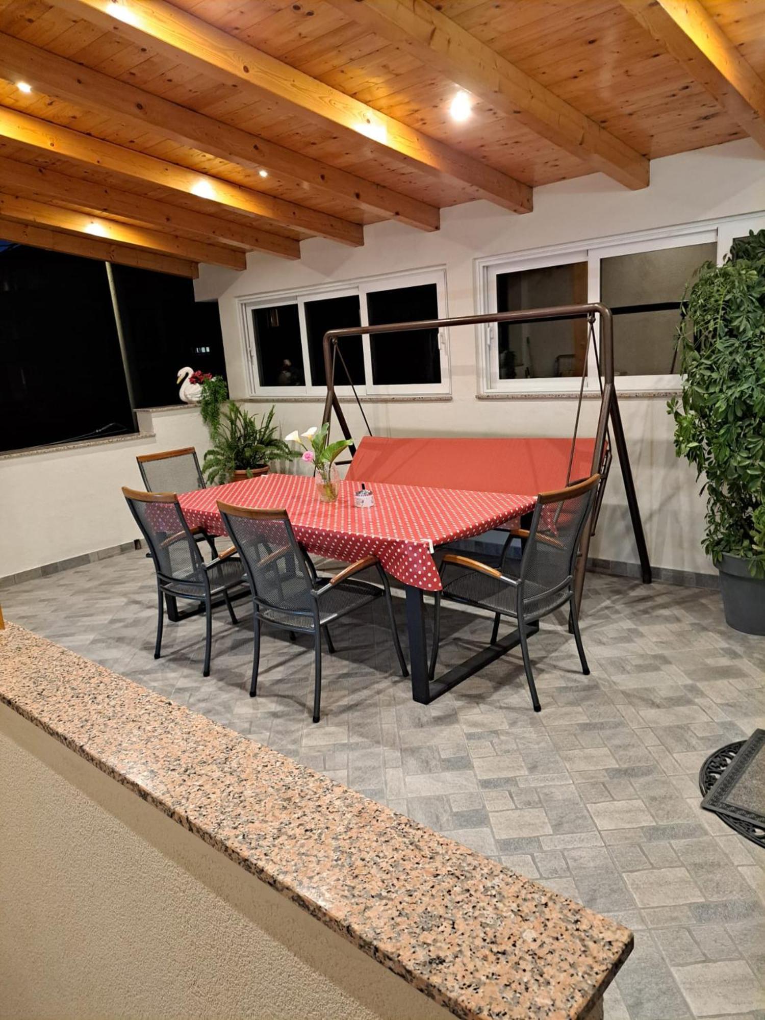 Apartment Sego Kastela Luaran gambar